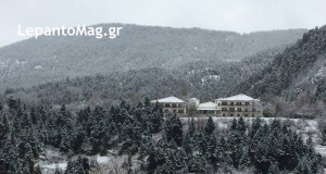 Έντονη χιονόπτωση στην Ορεινή Ναυπακτία – Άνοιξαν οι δρόμοι στην Oρεινή Αιτωλοακαρνανία